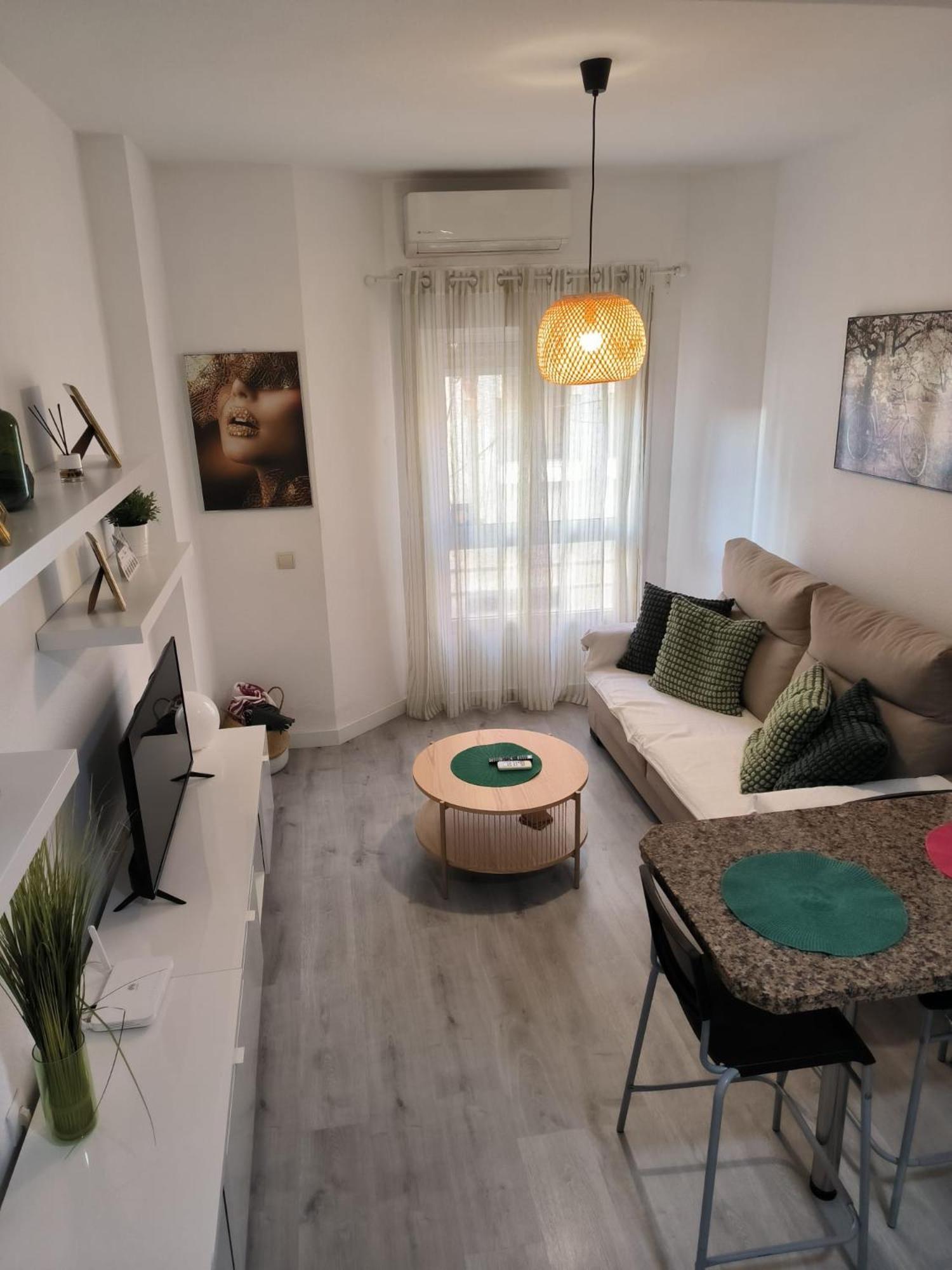 Acogedor Apartamento Cerca Del Centro Historico De Μάλαγα Εξωτερικό φωτογραφία